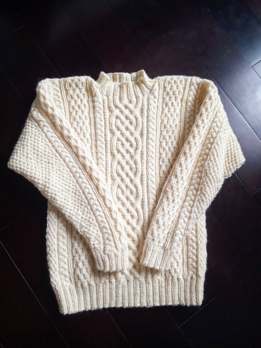 Women's 100% Wool Handknitted Cable Knit Fisherman Sweater, M